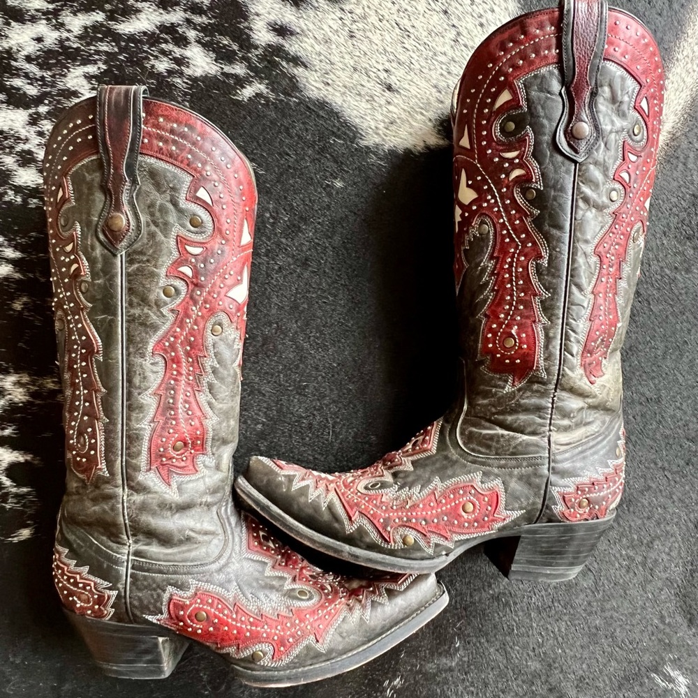 Corral Studded Western Cowgirl Snip-Toe Boots